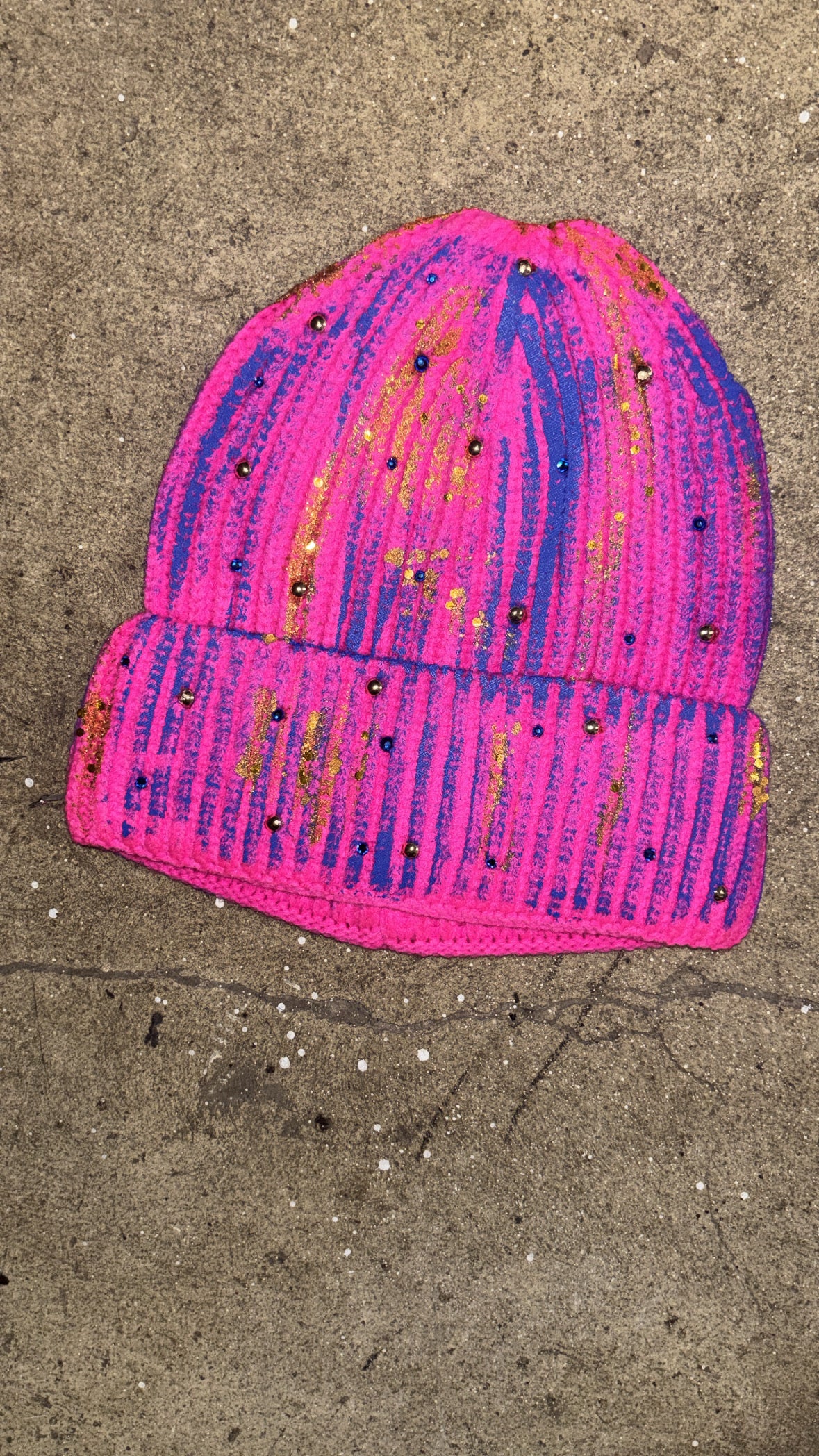 ATTENTION SEEKER HEAD CONDOM